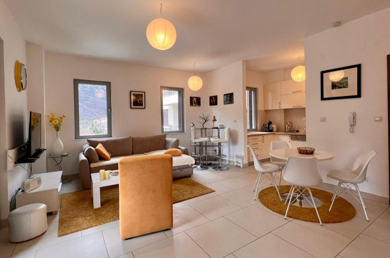 Lavender Bay Apartment C23 Kotor Buitenkant foto