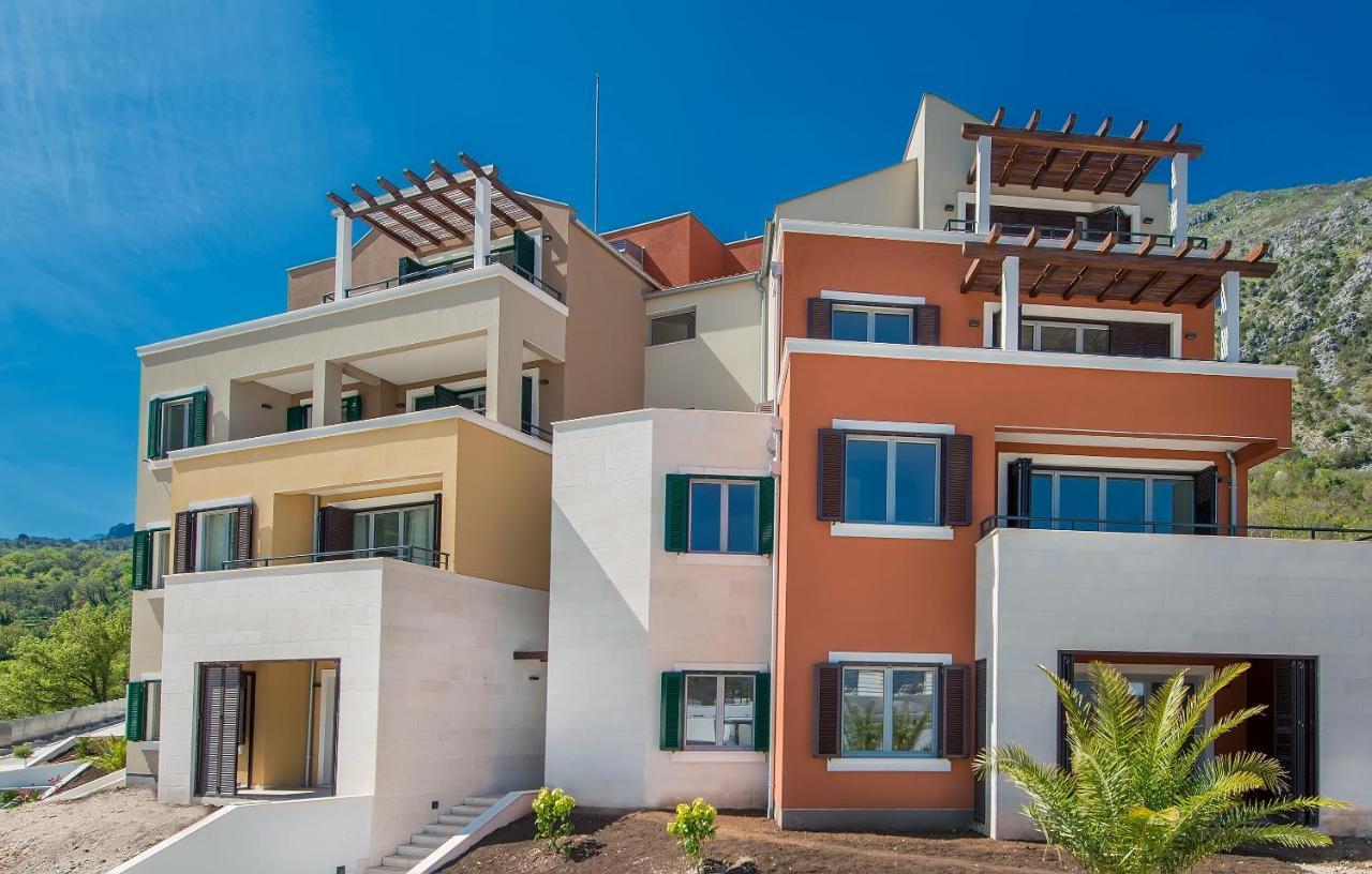 Lavender Bay Apartment C23 Kotor Buitenkant foto